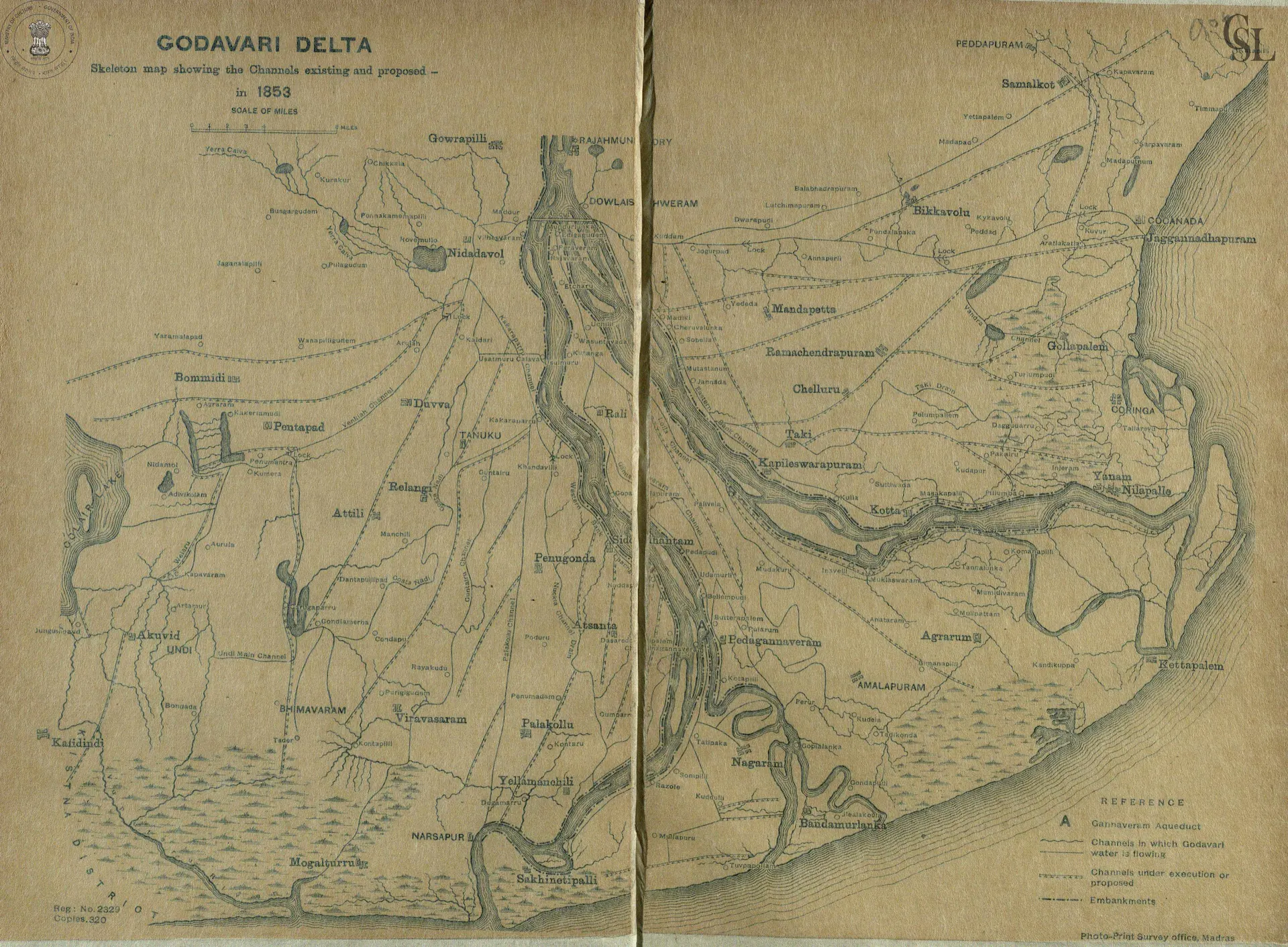 Two-page map of the Godavari delta showing the river, its mouths and the irrigation channels existing and proposed in 1853, with towns such as Peddapuram and Samalkot.