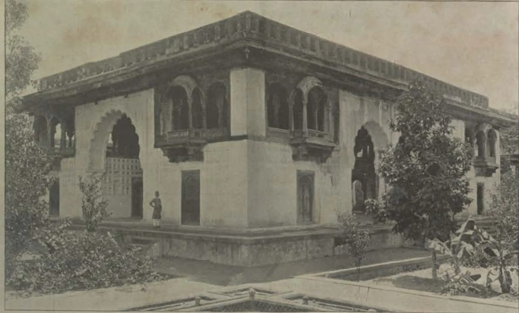 The centre palace, a two-storeyed pavilion with arched openings and balconies.