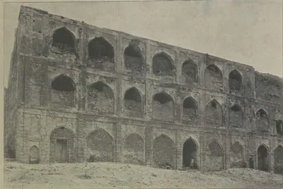 The Sila Khana, a ruined three-storeyed building with rows of arches.
