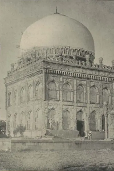The tomb of Ibrahim Qutb Shah, a large dome over a square tomb with tiers of arches.