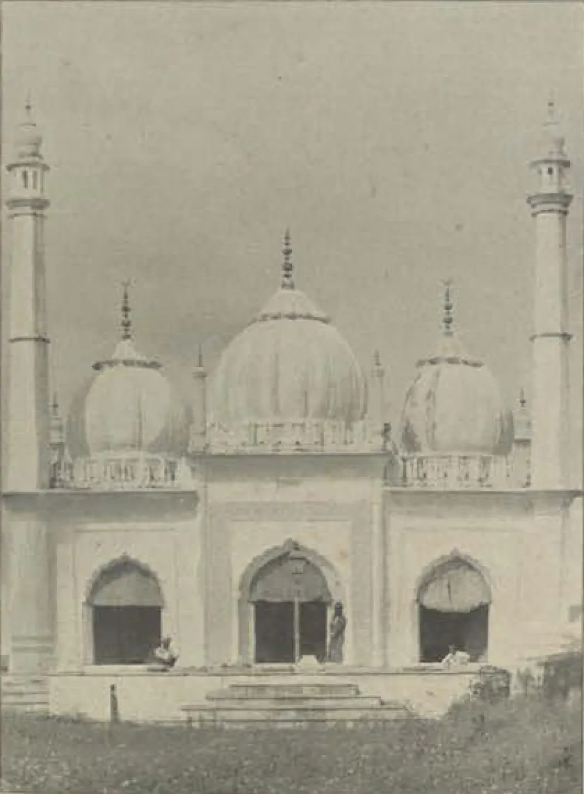 A white mosque with three domes and two minarets at Hanamkonda.