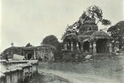 The Silesvara Gudi at Manthani, a temple with a tower and pillared porch beside a road.