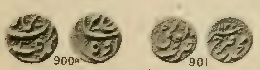 Photograph of two pairs of very small, thick gold coins with a few Persian letters on each face, numbered 900a and 901.