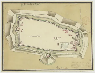 Hand-coloured plan of a long rectangular fort with round bastions, a moat and an outer earthwork, a few buildings and a grid of squares inside, with French notes in the margins.